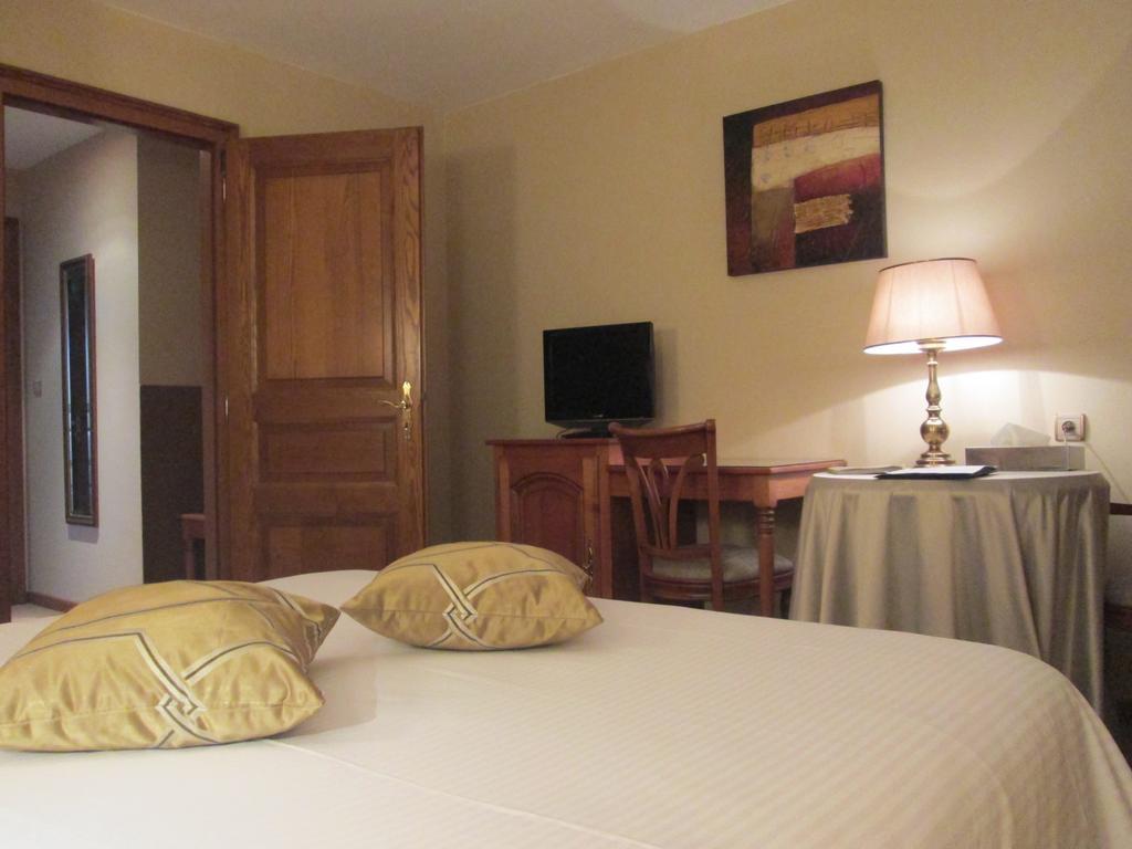Logis Hotel Restaurant Au Boeuf Rouge Niederschaeffolsheim エクステリア 写真